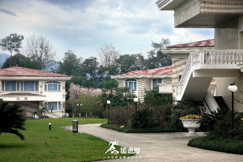 成都周邊團(tuán)建、會(huì)議酒店推薦，朝陽(yáng)湖大酒店